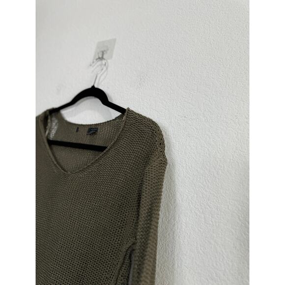 Women's Knitted Green V-Neck Sweater with Suede Elbow Patches XS - Picture 8 of 11